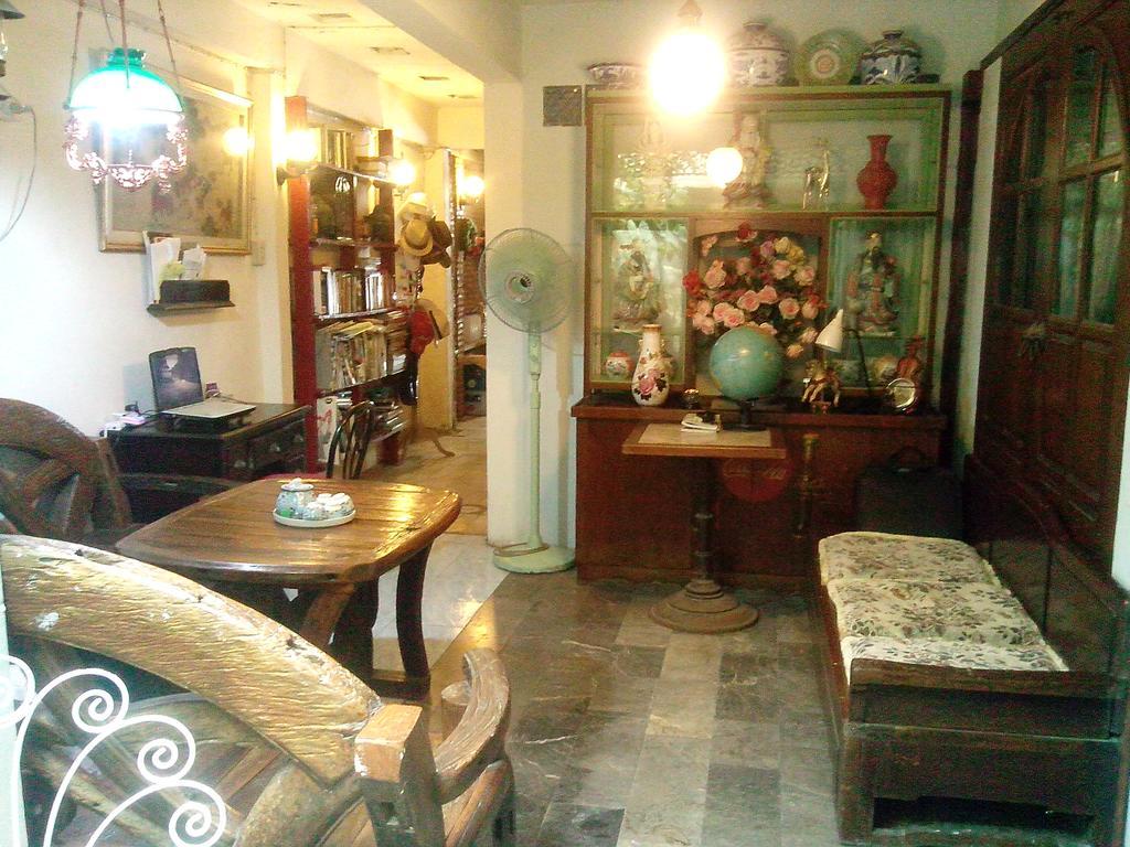 Café de Baan Raow Hotel Bangkok Buitenkant foto